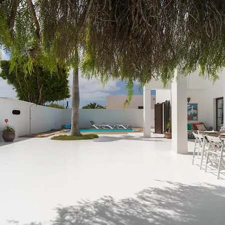 Lola - Vipvipvillas Villa *