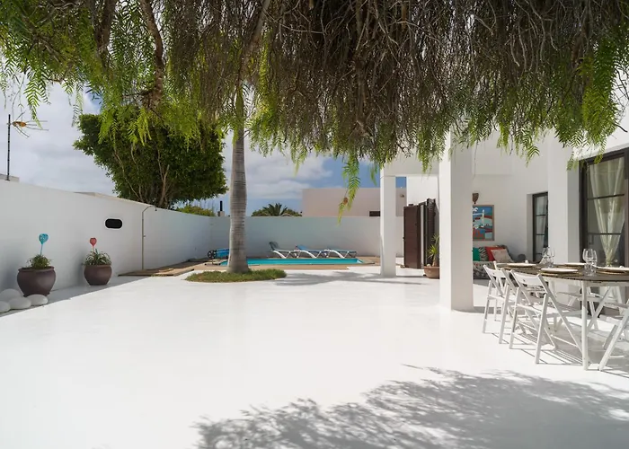 Lola - Vipvipvillas וילה *