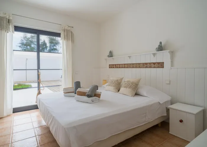 Lola - Vipvipvillas *