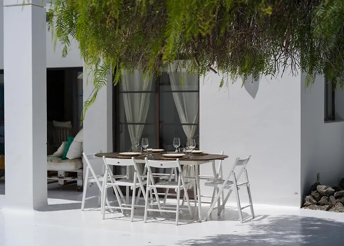 Lola - Vipvipvillas * קוסטה טגוויסה