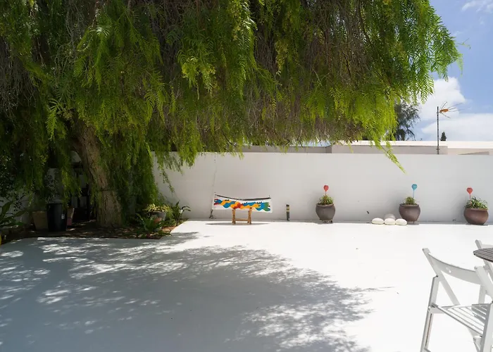 Lola - Vipvipvillas קוסטה טגוויסה