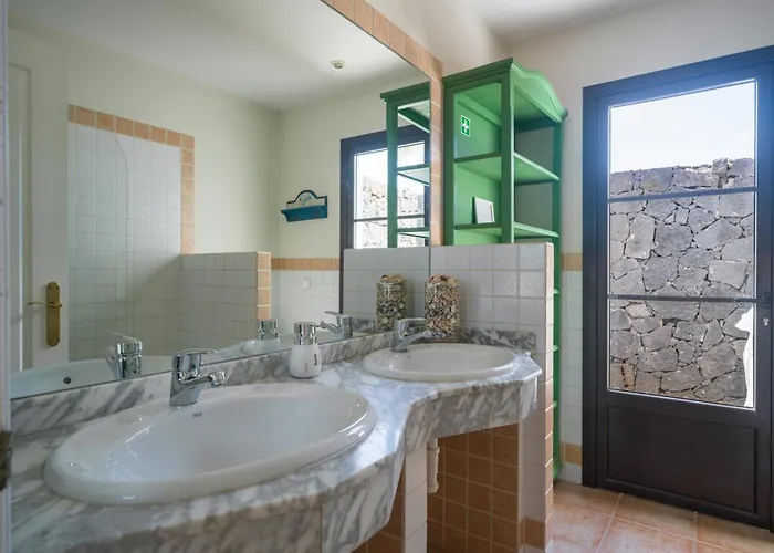 Lola - Vipvipvillas וילה