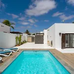 Lola - Vipvipvillas Villa *