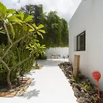 Lola - Vipvipvillas Villa