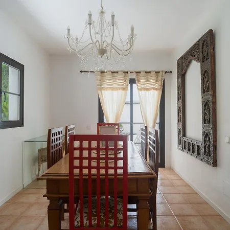 Villa Lola - Vipvipvillas *