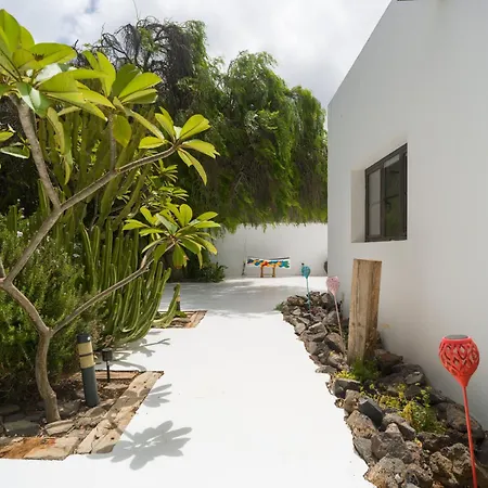 Lola - Vipvipvillas Villa