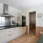 Lola - Vipvipvillas
