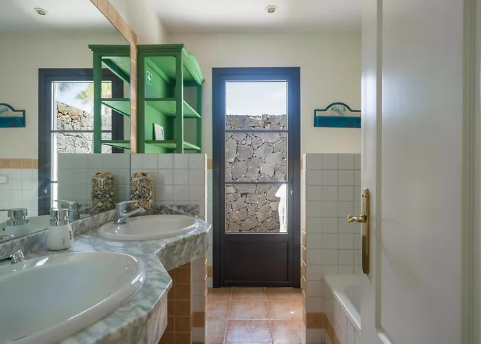 Lola - Vipvipvillas *